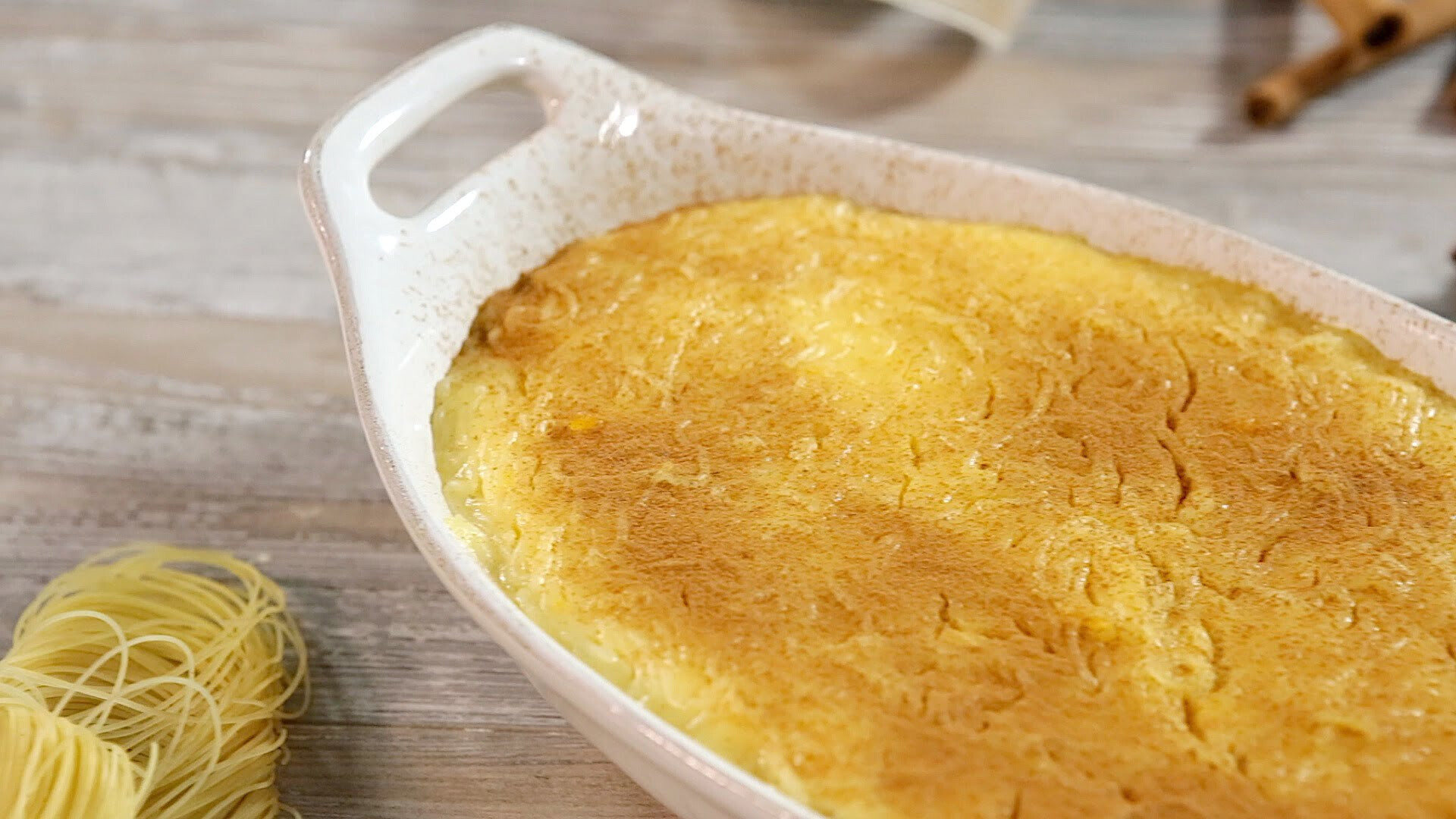 Aletria de cortar à faca