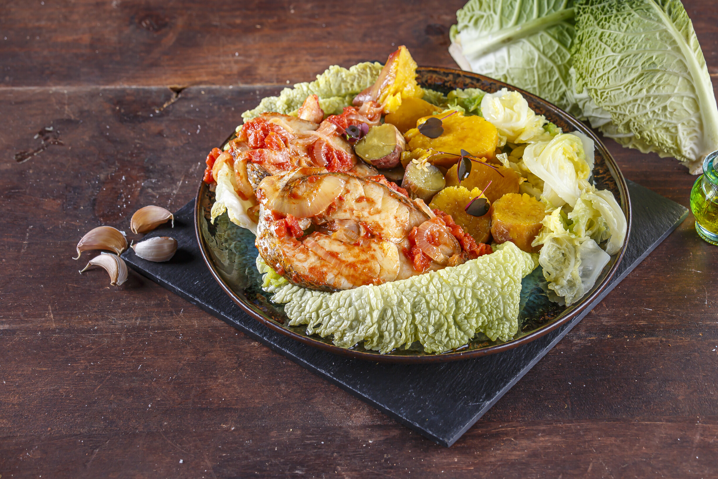 Corvina estufada com lombardo