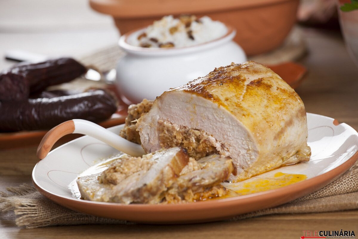 Lombo de porco recheado com alheira